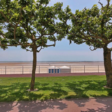 Hotel Mercure La Baule Majestic Exterior photo